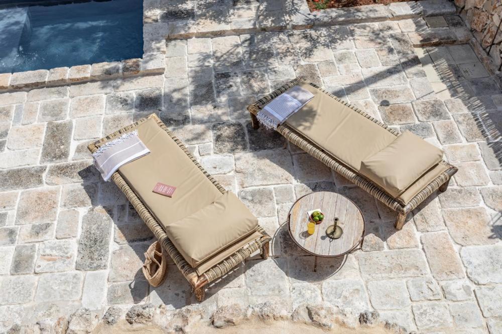 Trullo Santovia Bed & Breakfast Сант'Изидоро Екстериор снимка