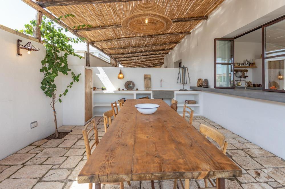 Trullo Santovia Bed & Breakfast Сант'Изидоро Екстериор снимка
