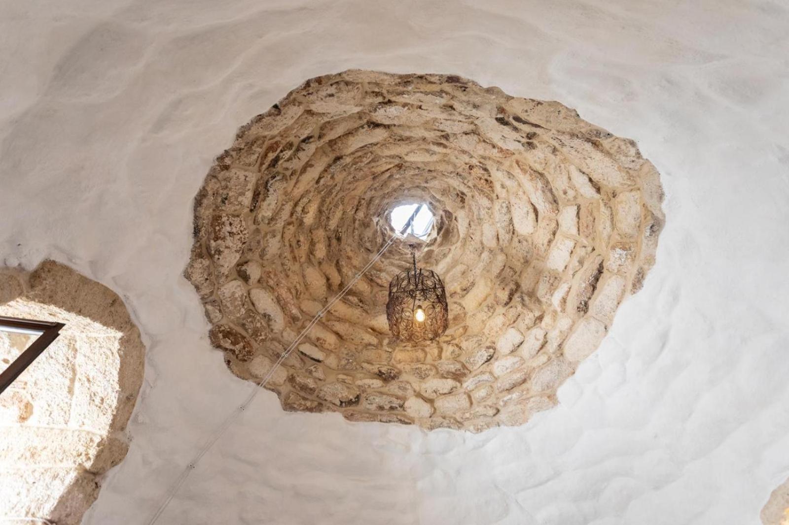 Trullo Santovia Bed & Breakfast Сант'Изидоро Екстериор снимка