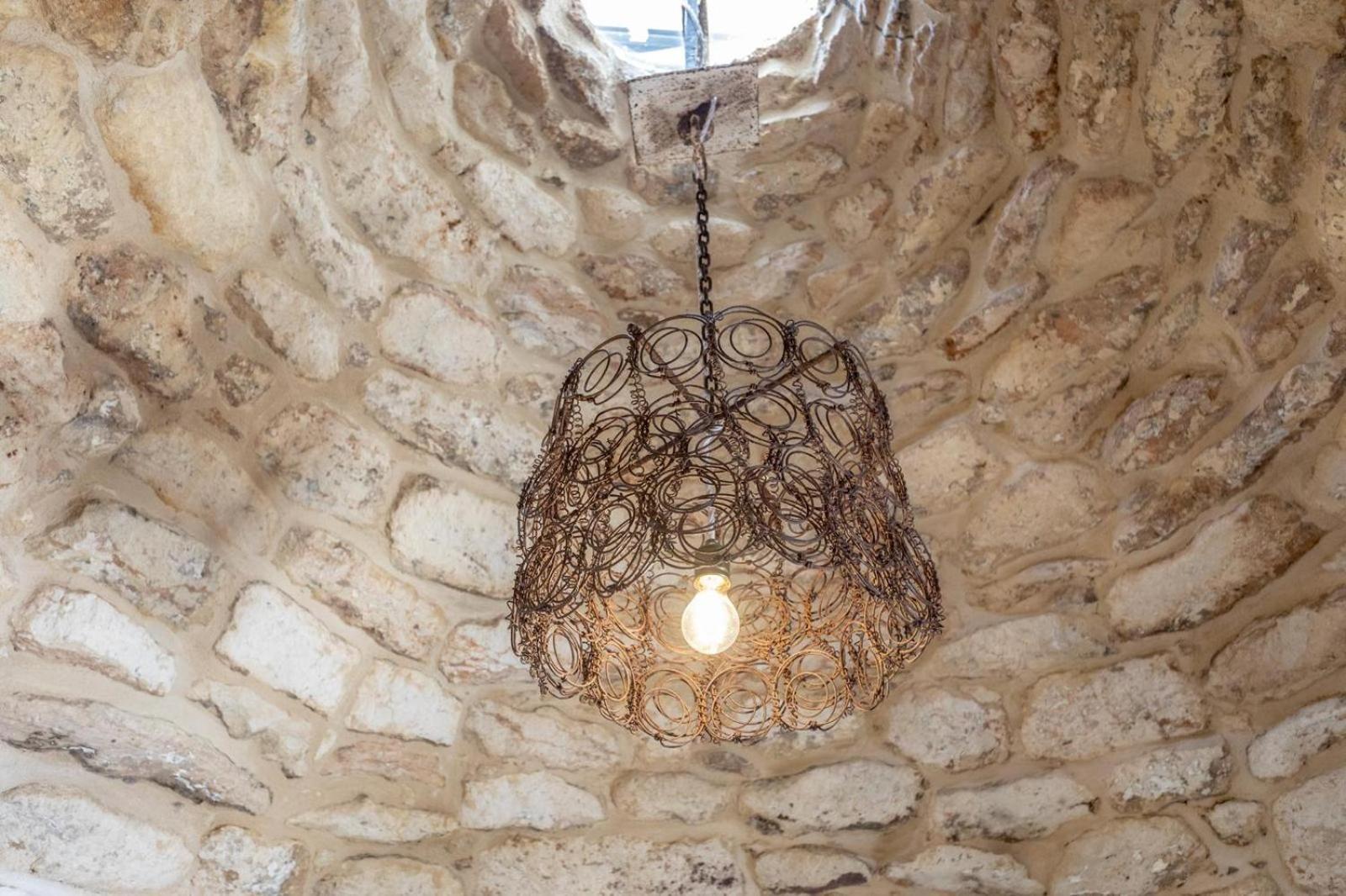 Trullo Santovia Bed & Breakfast Сант'Изидоро Екстериор снимка